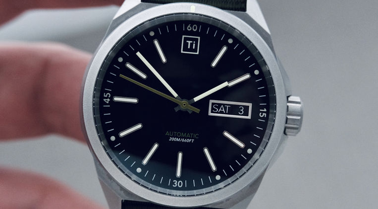 Bigi Design Ti Field Watch Stonewashed Review Tool Watch Titanium Microrbrand Watch RZE Mainspring Watch Magazine