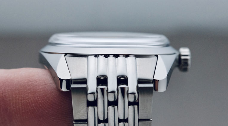 Nivada Grenchen Antarctic Glacier 35mm Review Vintage Swiss Made Watch Soprod PO54 Mainspring Watch Magazine