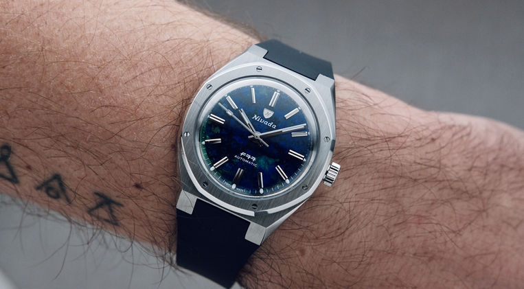 Nivada Grenchen F77 MKII 100th Anniversary Azurite Review Swiss Made Watch Mainspring Watch Magazine Stone Dial Integrated Bracelet Sports Watch