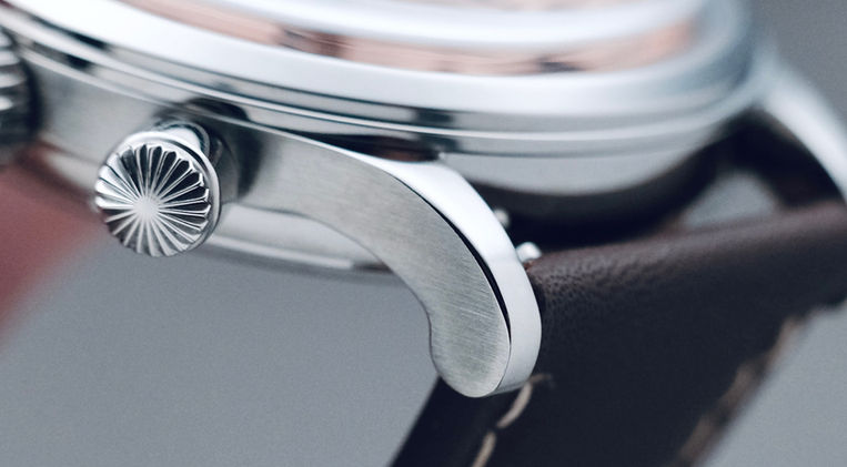 Anders & Co AC1 Chronograph Review Mecaquartz Movement Swedish Microbrand Mainspring Watch Magazine