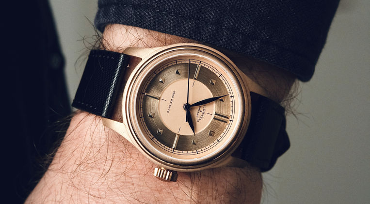 Vero x Wildwood Studio Edition Bronze Review American Watch Brand Elegant Sports Watch Bronze Case Copper Dial Mainspring Watch Magazine