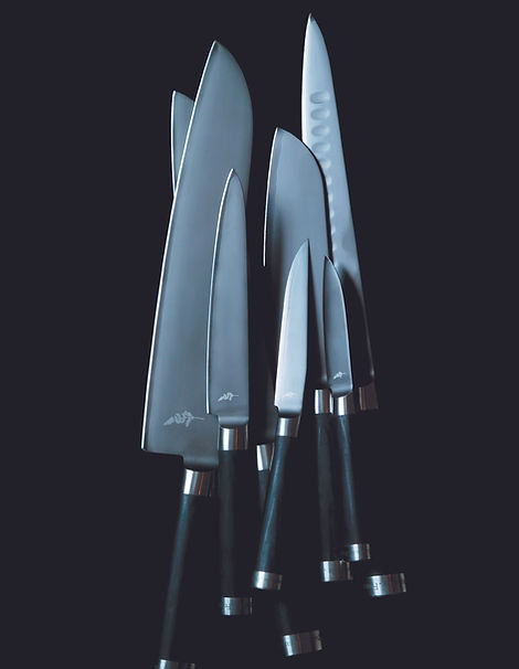 7knives_resize.jpg
