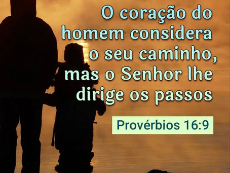 Próverbios 16:9