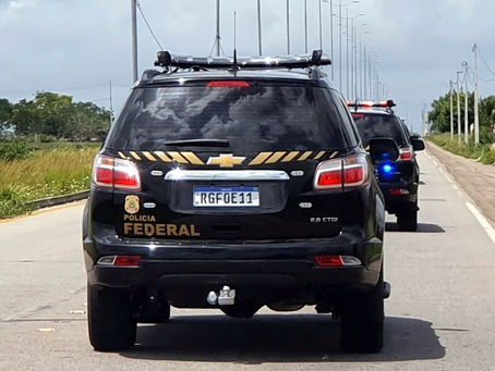 PF combate advocacia administrativa e outros crimes.