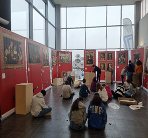 Prêt du kit « Images du Louvre »