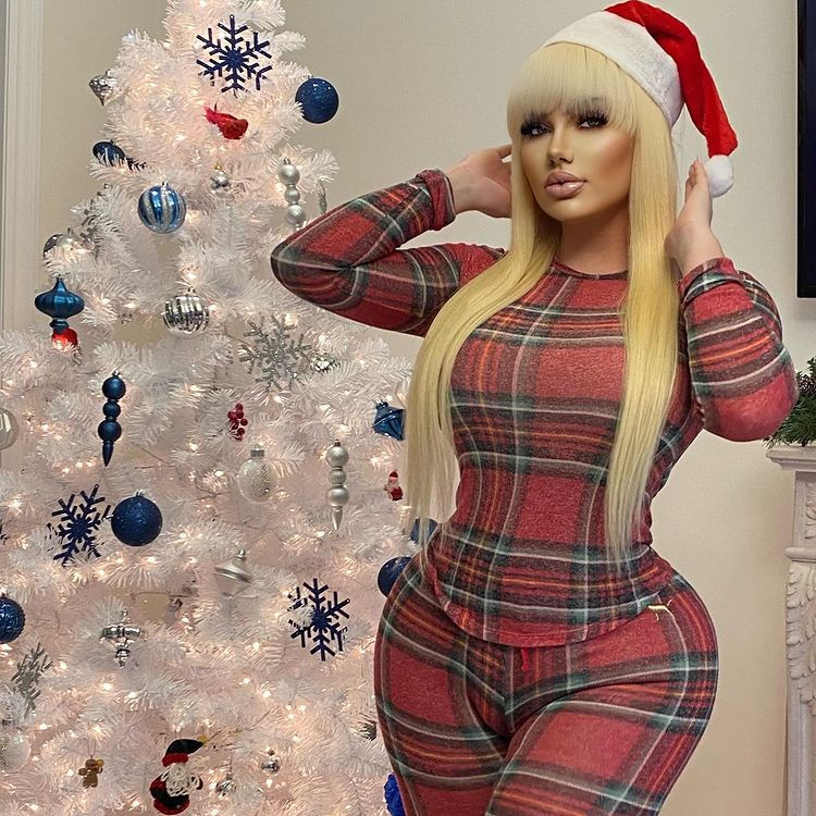 Staci Doll - Bio, Wiki, Quick Facts, Age, Height, Weight, Body