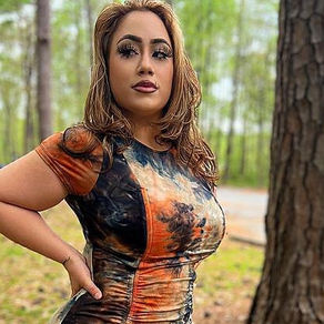 Curvy Models | Trucepaint