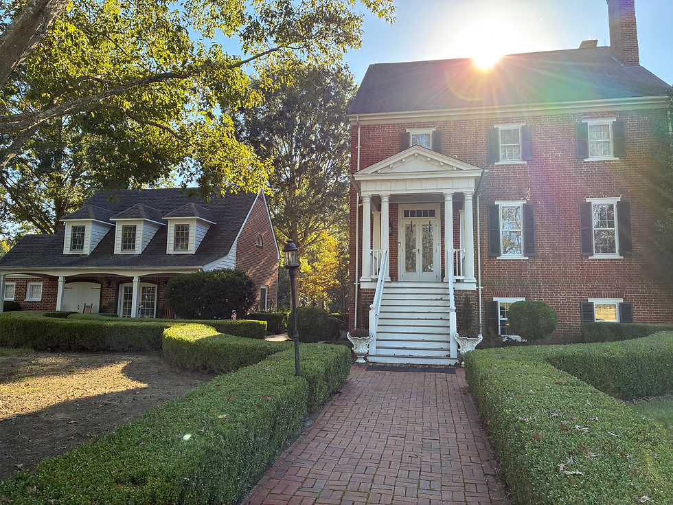 Carriage House on the Left