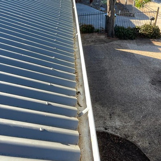 Gutter in Melbourne Australia cleaned by Horand Industry