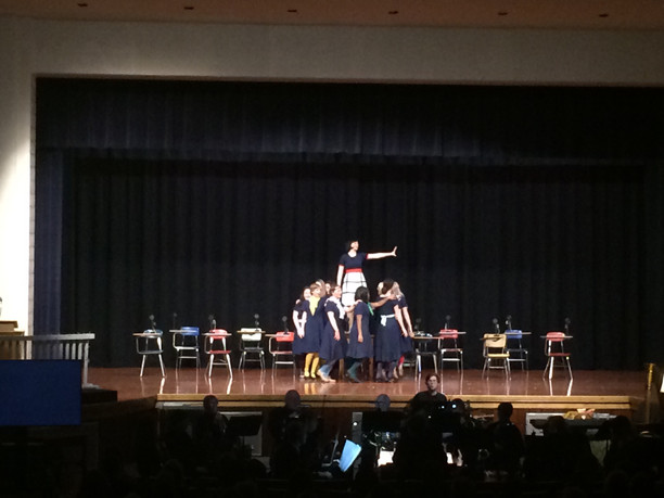 Amy Borns, Musical Dance Support visits Oldenburg Academy