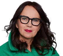 Giny Boer headshot_shoulders_edited.png