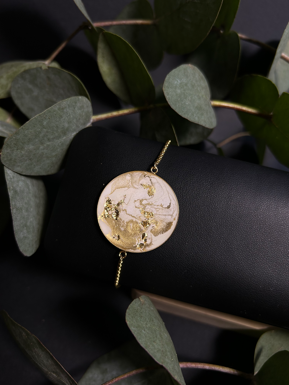 Miniatura: Bransoletka duża "Watch this" (złota baza)