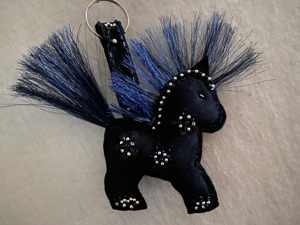 handcrafted horsehair decorative keychain pendant Little Lylly margaret eland