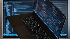 QubridのGPUクラウド・プラットフォーム、量子コンピューティング・シミュレーション、生成AI、LLMアクセスの提供開始