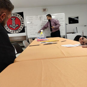 Witan Svan teaching class at Þórshof