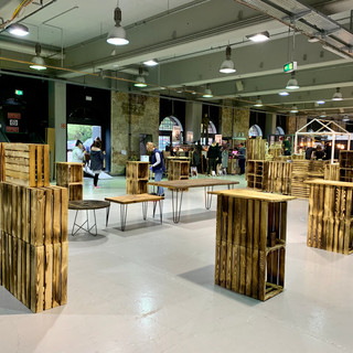 Wir verleihen auch: hier haben wir die MADE IN BERLIN Messe mit Möbeln ausgestattet.
