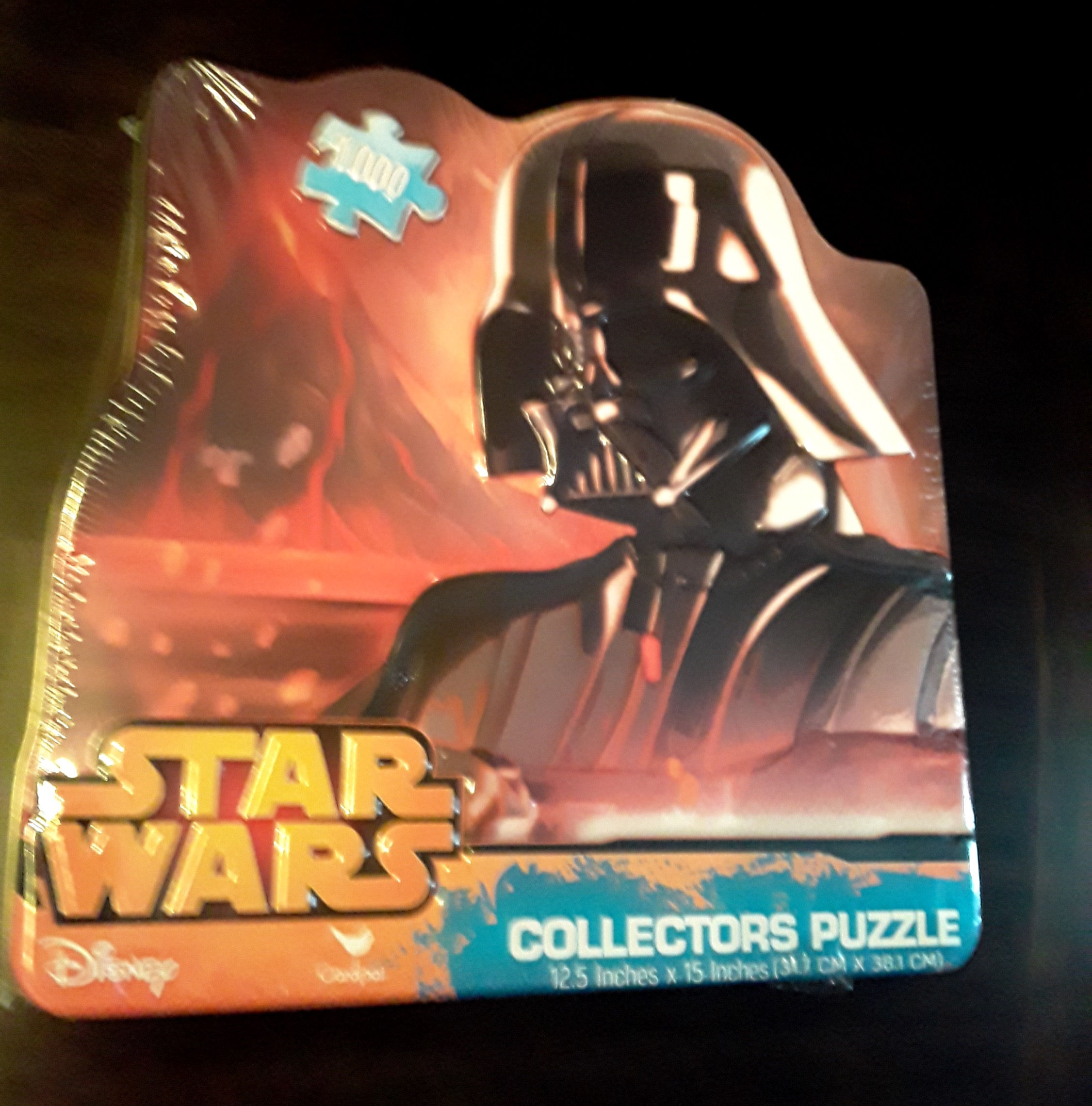 Star Wars Darth Vader puzzle in collectors tin.