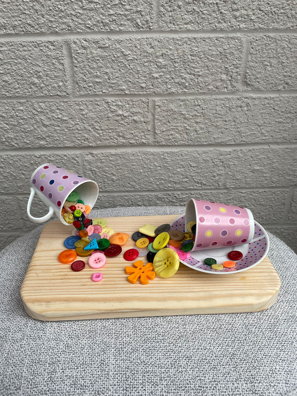 Thumbnail: Cups and buttons ornament