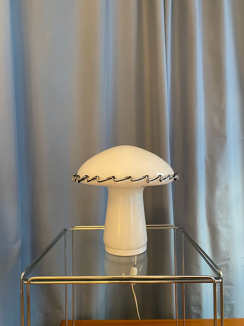 Thumbnail: Mushroom lamp from the 80s