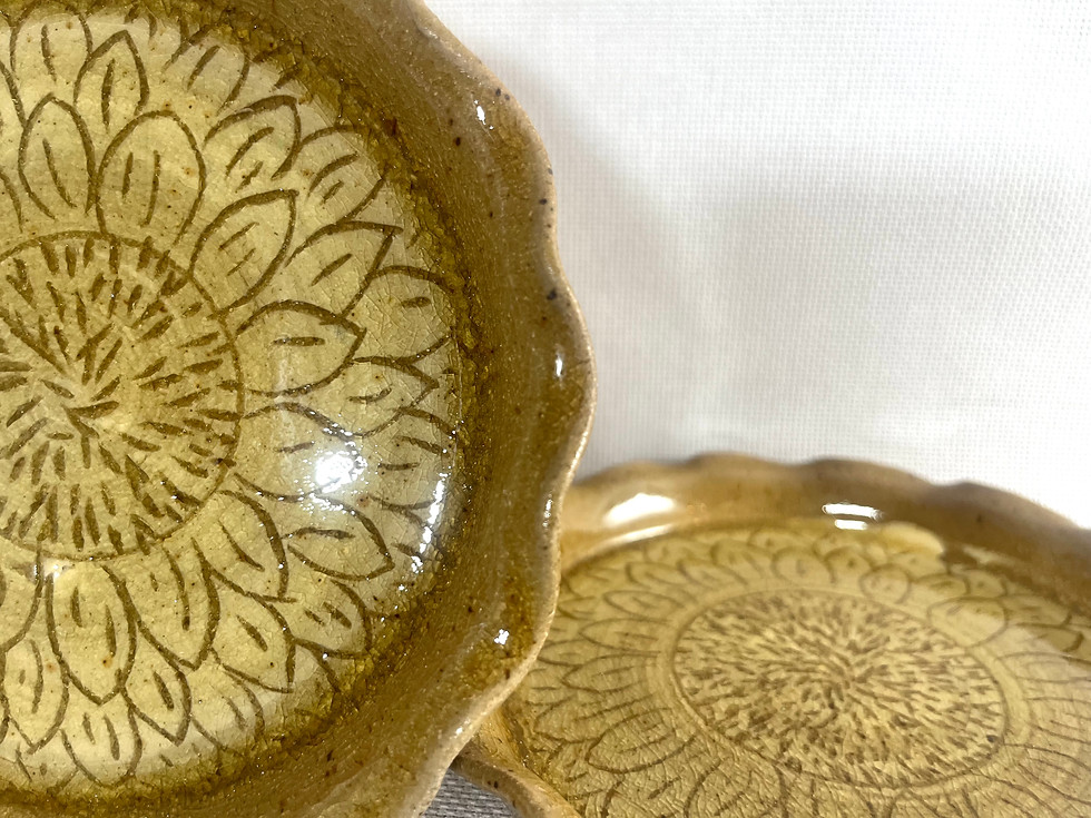 Thumbnail: Sunflower Dish