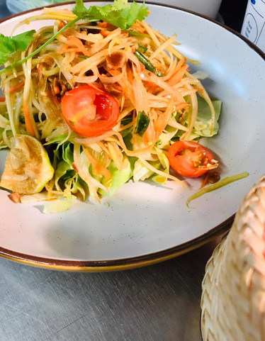 Som Tum Salad.jpg