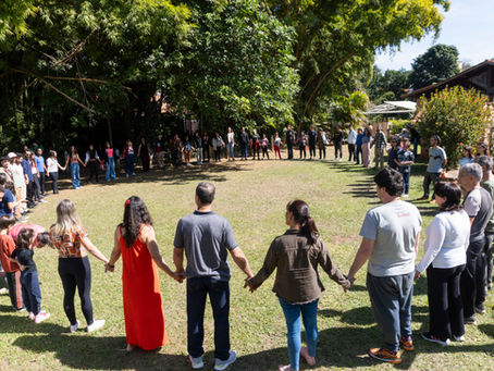 PROJETO DE ARTE-EDUCAÇÃO DO TEATRO DA PEDRA BENEFICIA MAIS DE 2 MIL ALUNOS EM MG