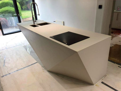 What’s the Difference Between Quartz, Granite and Quartzite Countertops?
