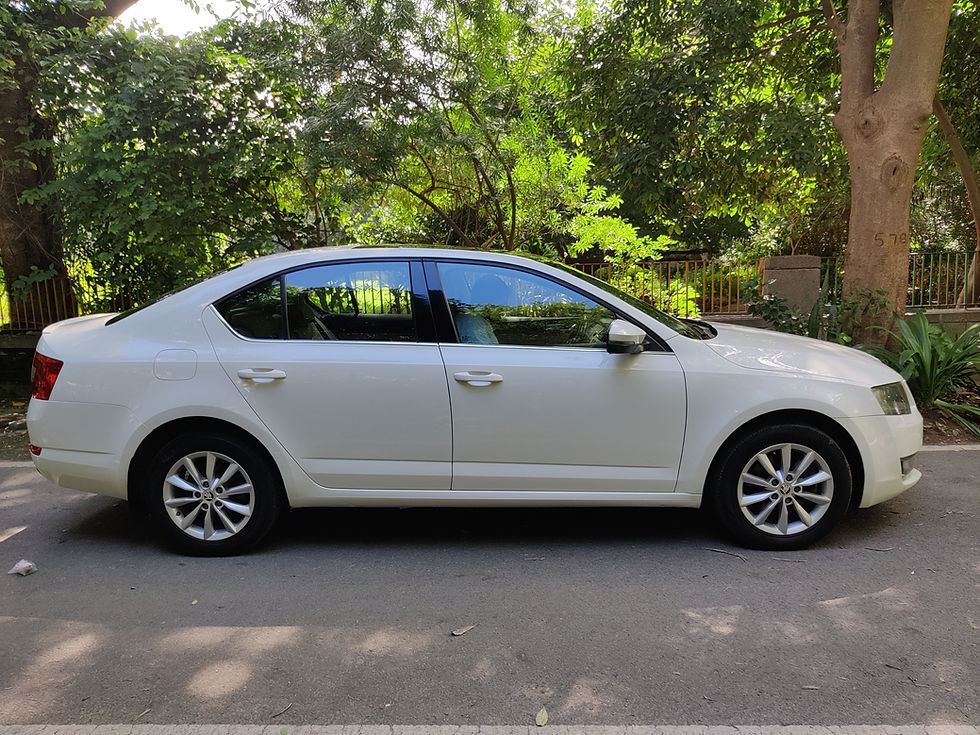 Thumbnail: Skoda Octavia Elegance AT 1.8 2016 (2013-2017) Side view | Used Car Dealer | Sachdeva Motors