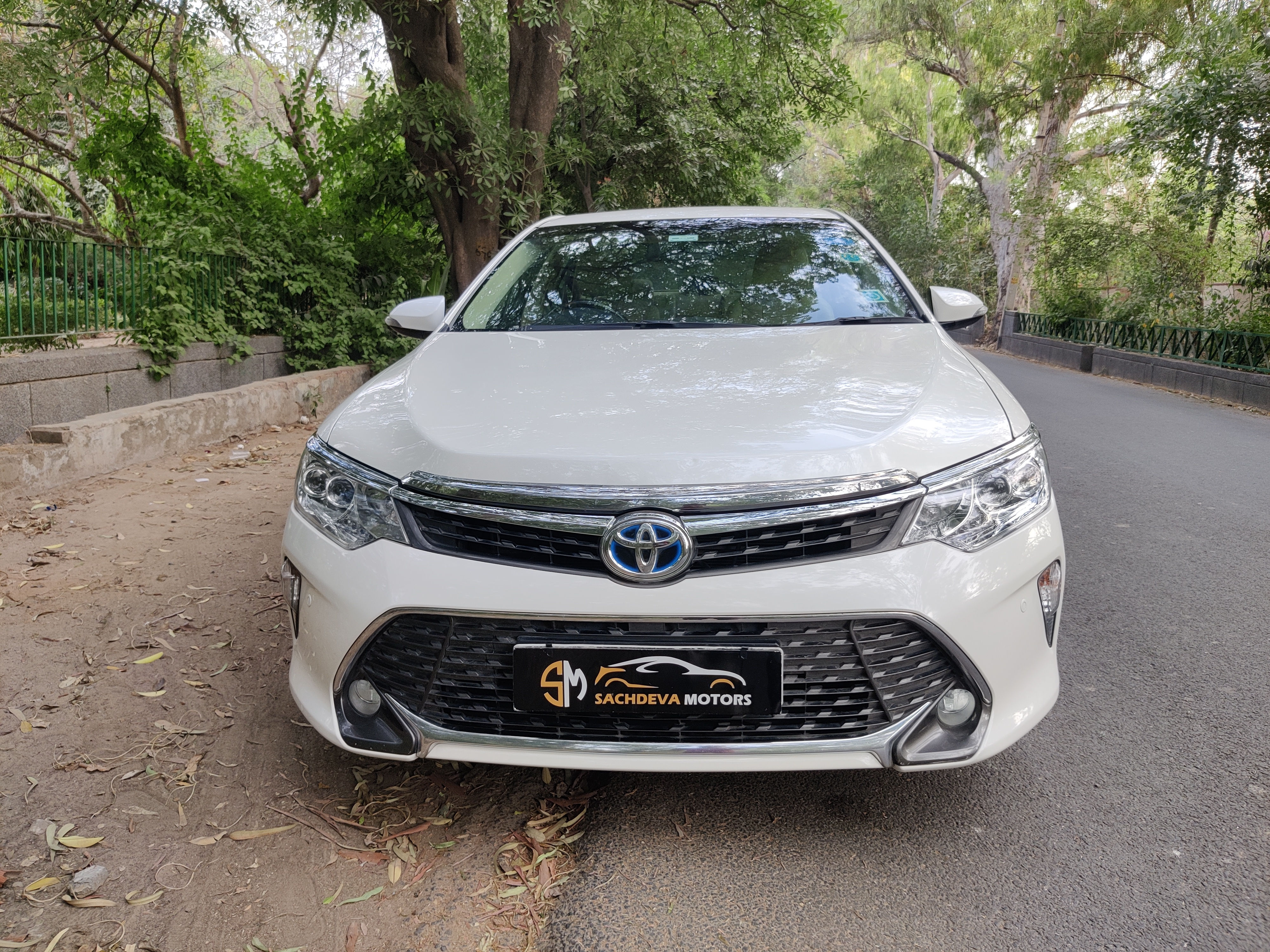 Toyota Camry Hybrid 2.5 2016