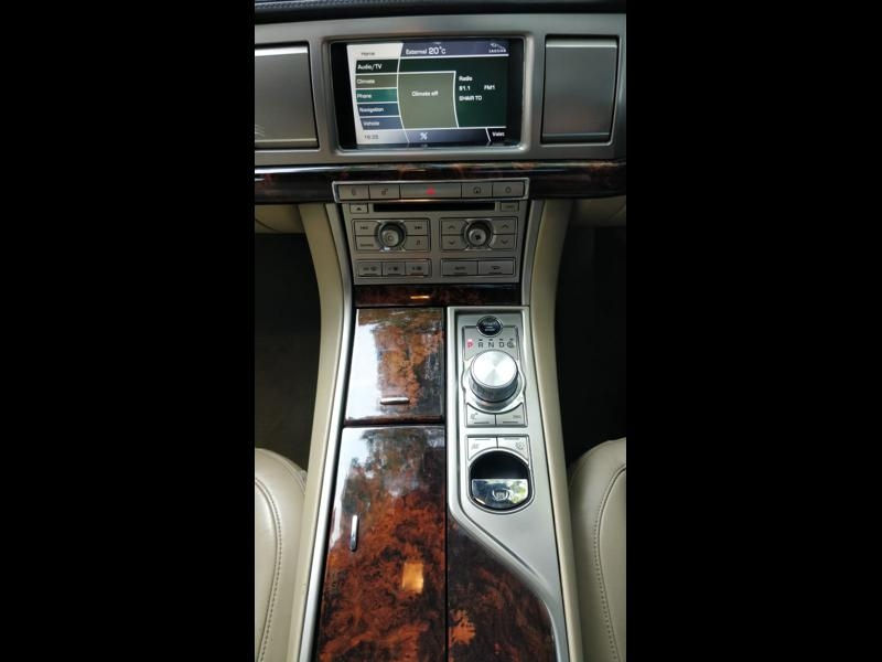 Thumbnail: Jaguar XF S 2011