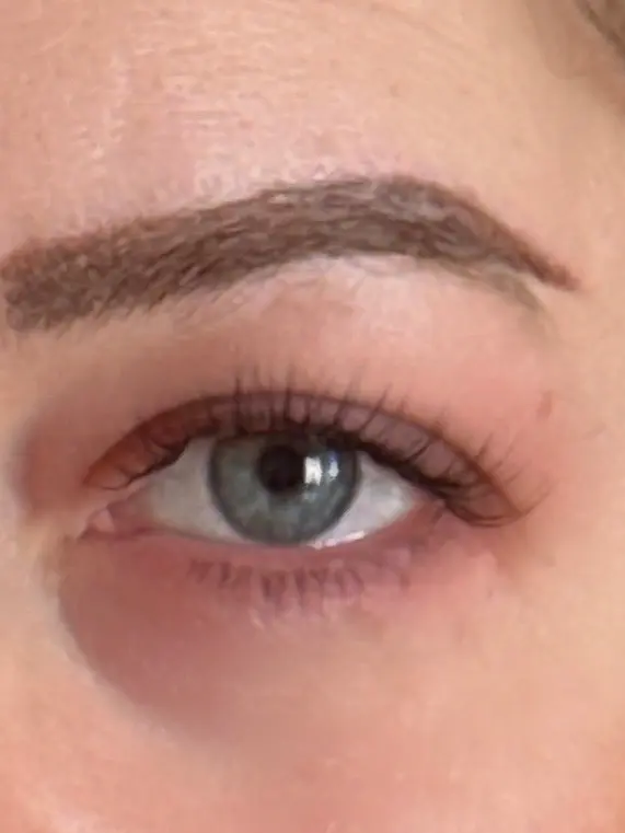 extension cil à cil naturel chez tina beauté à mulhouse