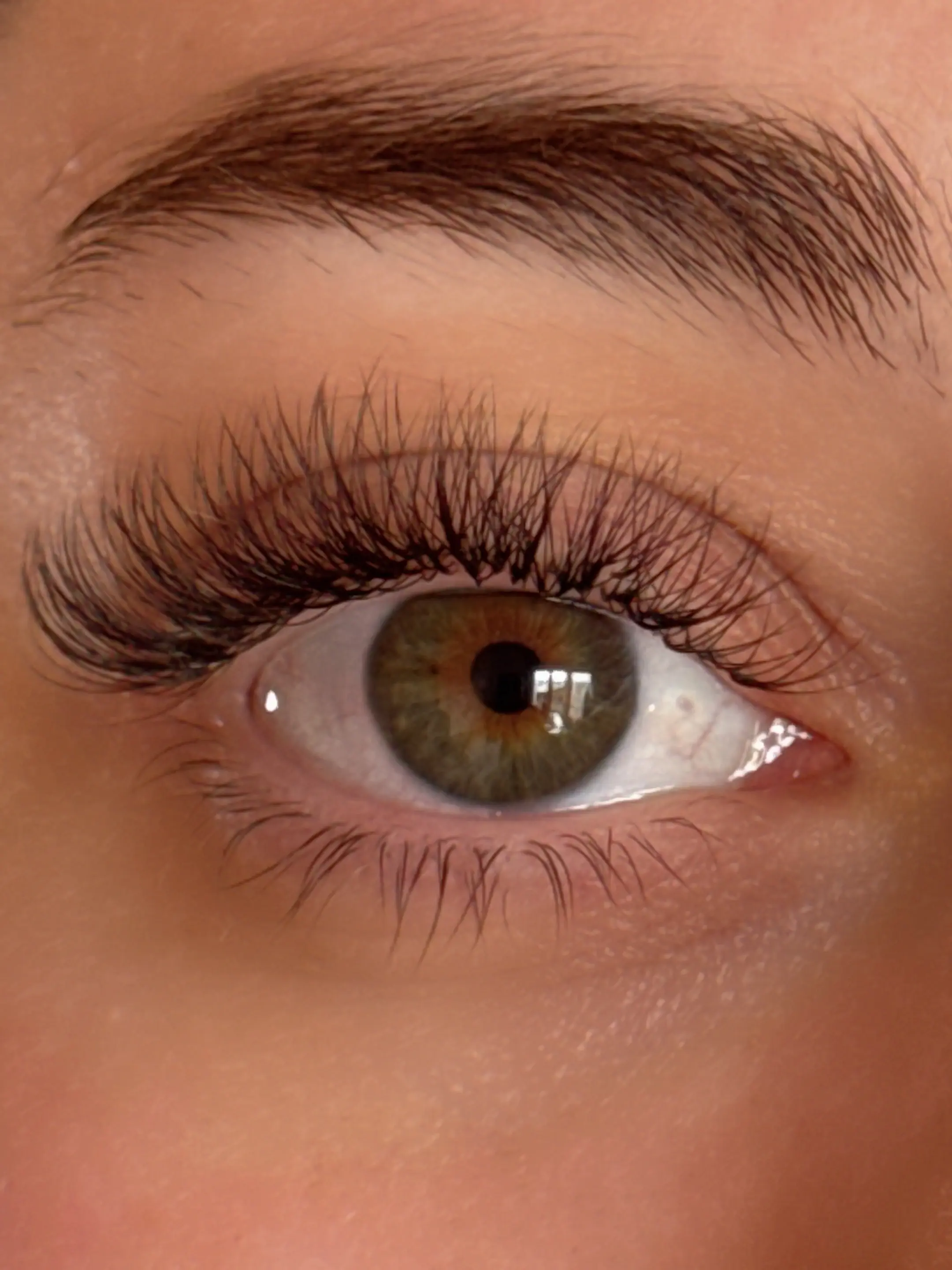 extension de cils volume russe 5d chez Tina Beauté à Mulhouse