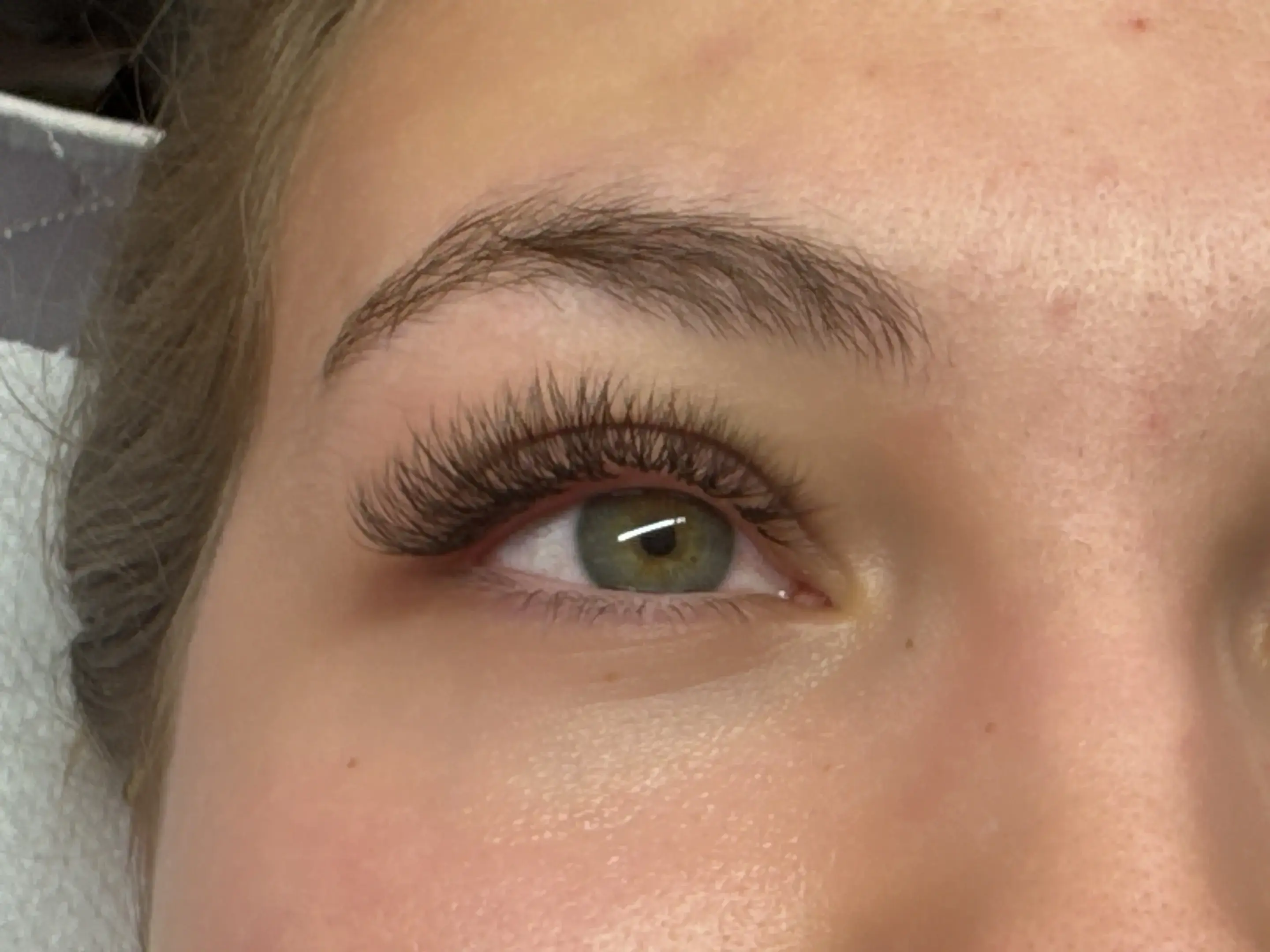 Résultat Extension de cils Volume Russe 4D chez Tina Beauté à Mulhouse
