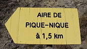 panneau direction pique nique.jpg