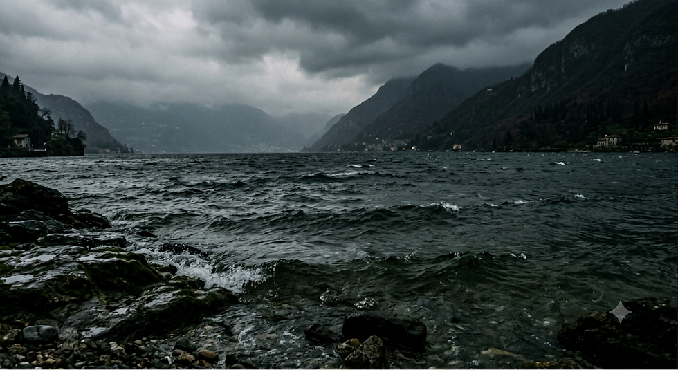 Andora: bagnino salva una donna in mare, poi rientra per soccorrere il marito, ma nessuno dei due riemerge