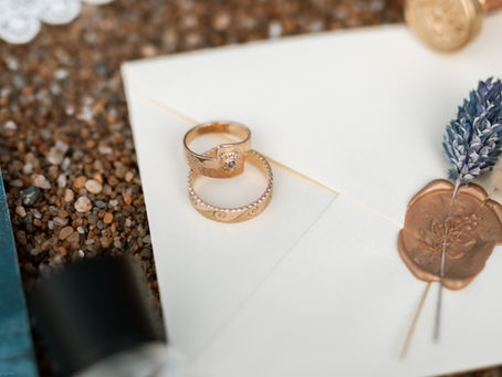 Comment prendre soin de ses bijoux en été : le guide essentiel pour une saison en beauté