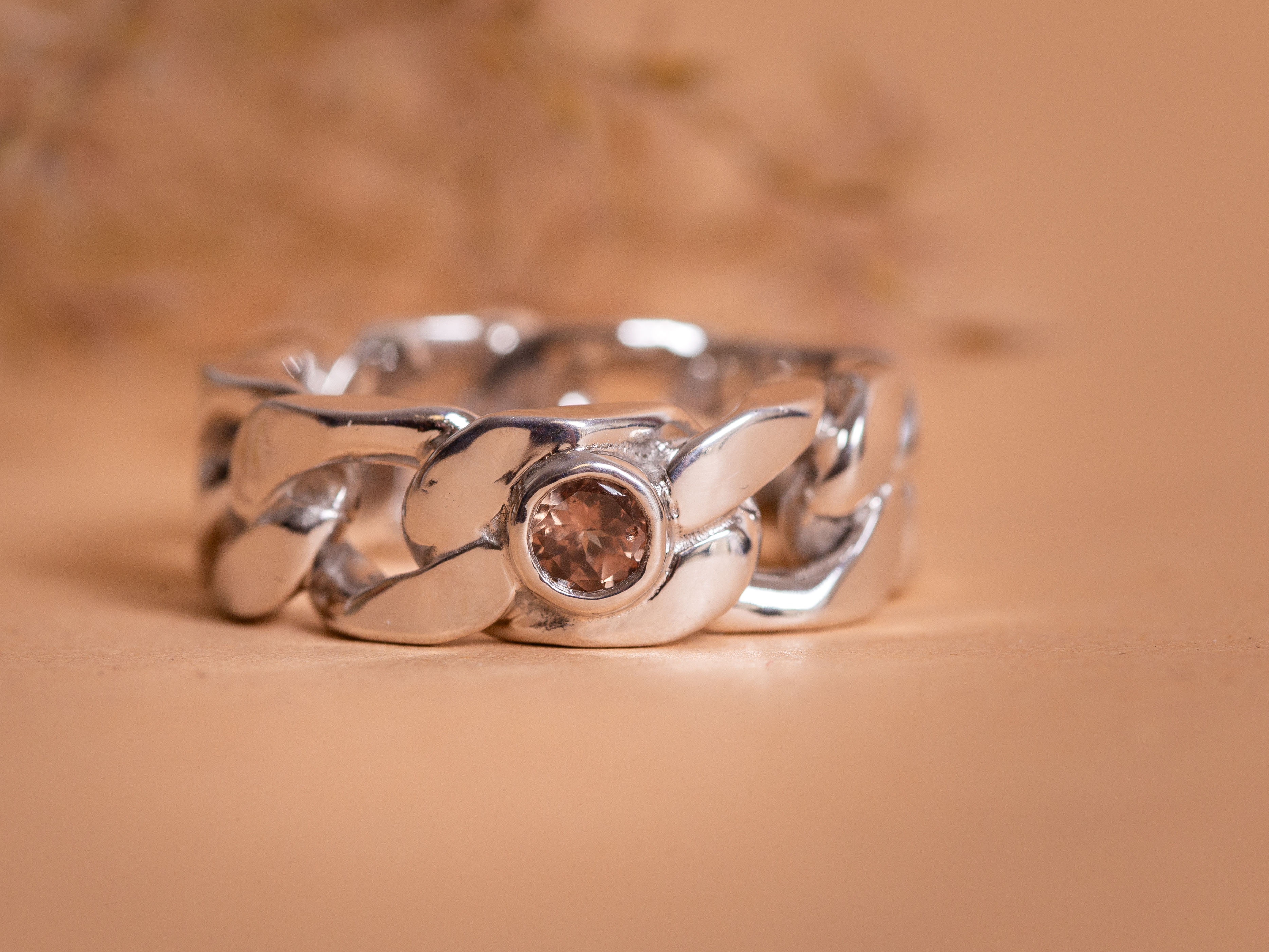 Bague en argent 925 et grenat color change