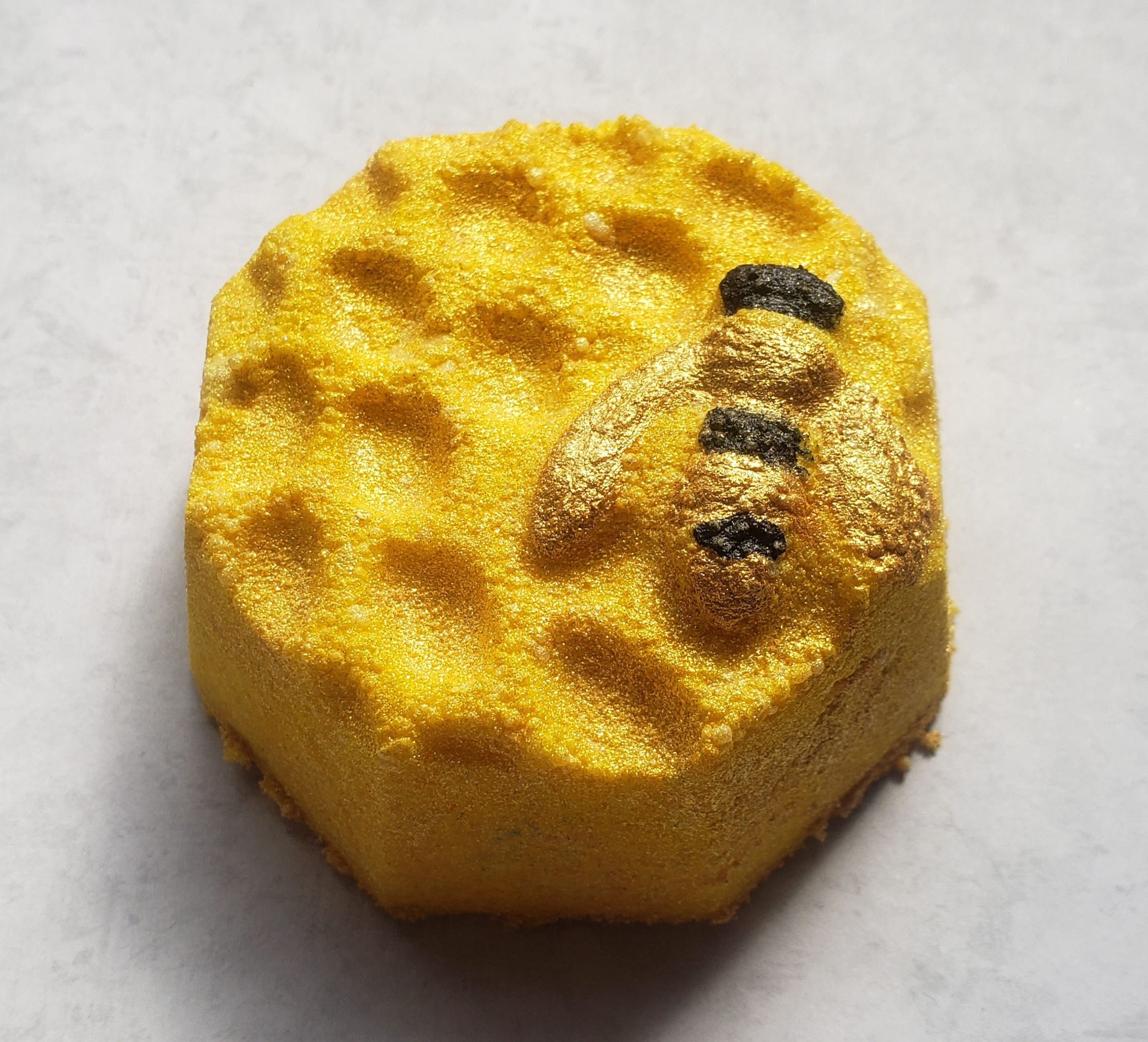 Honeybee Bath Bomb