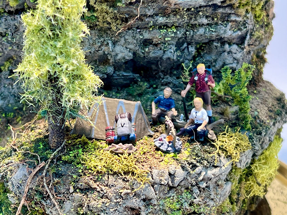 Campeurs sous falaises
