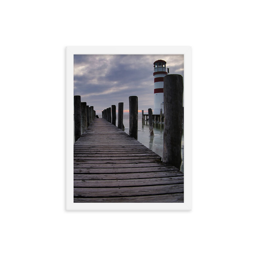 Miniaturbild: Gerahmter Poster: "The Lighthouse at the Lake"