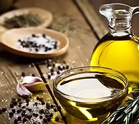 Holar-Blog-What-are-the-uses-for-different-edible-oils-when-cooking-Cover.jpeg