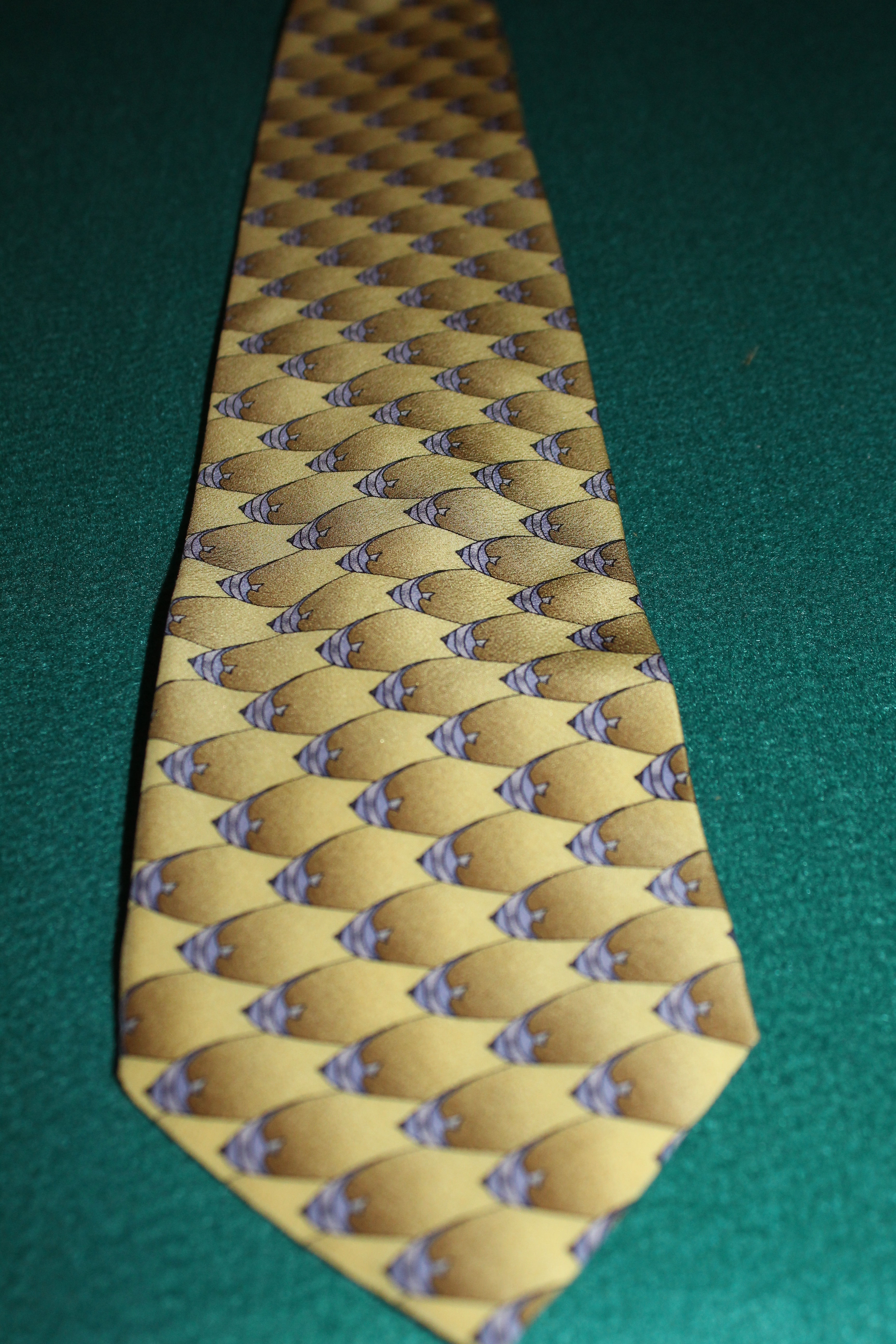 ties to nature tropical fish 100% imported silk hand sewn China