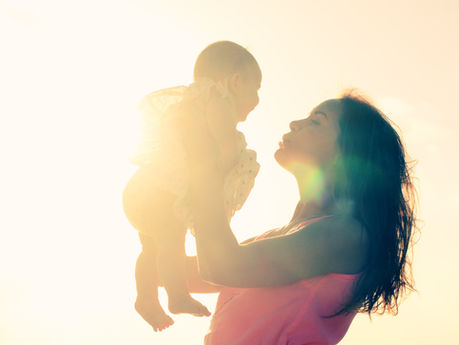 6 Tips to Enhance Your Emotional Health Postpartum