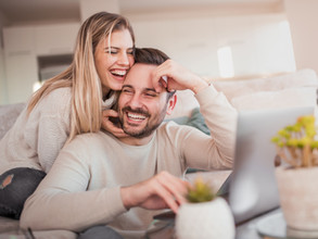 Build a Healthy Relationship with YOU