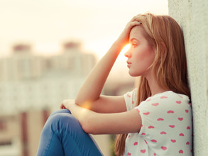 Is My Teen Depressed? Warning Signs & Proactive Tips for Parents