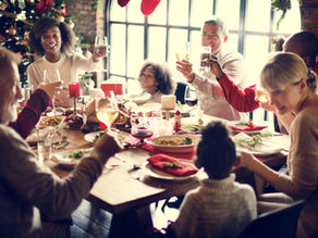 7 Tips to Navigate the Holidays with Your Dysfunctional Family