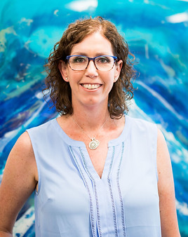 Dr Heather Kuhl Headshot.jpeg
