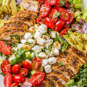 Caprese Salad W/ Chicken - Catering