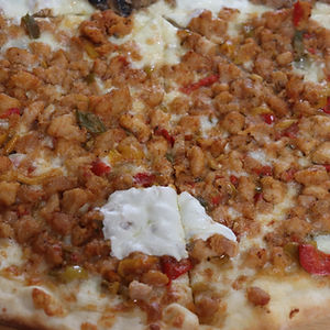 Chicken Scarpariello Pizza