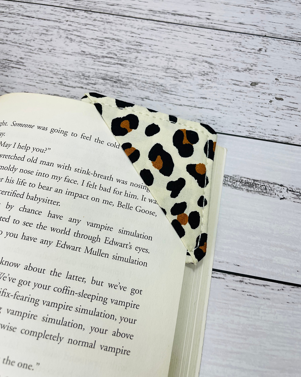 Thumbnail: Corner Bookmark